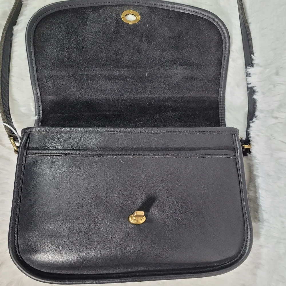 SOLD!!! Black Vintage Coach City Bag #9790 - Picture 6 of 9